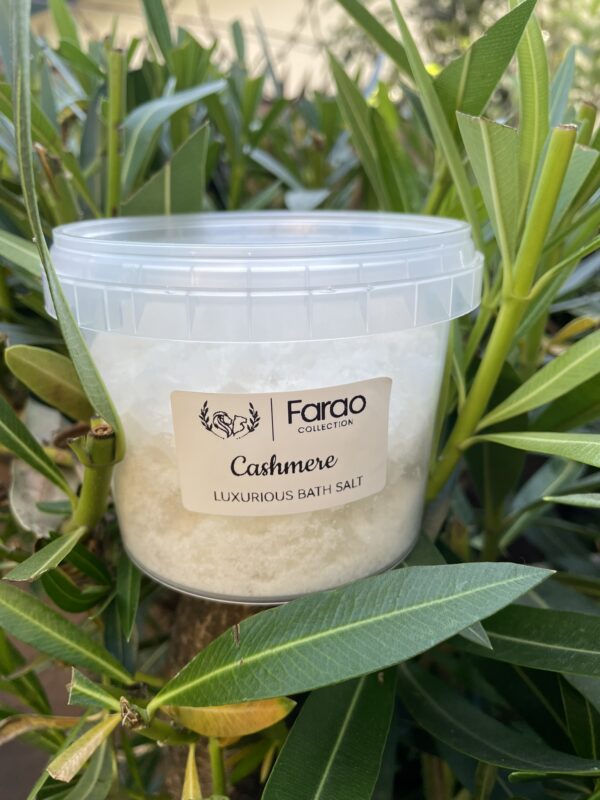 Cashmere Bath Salt Tub